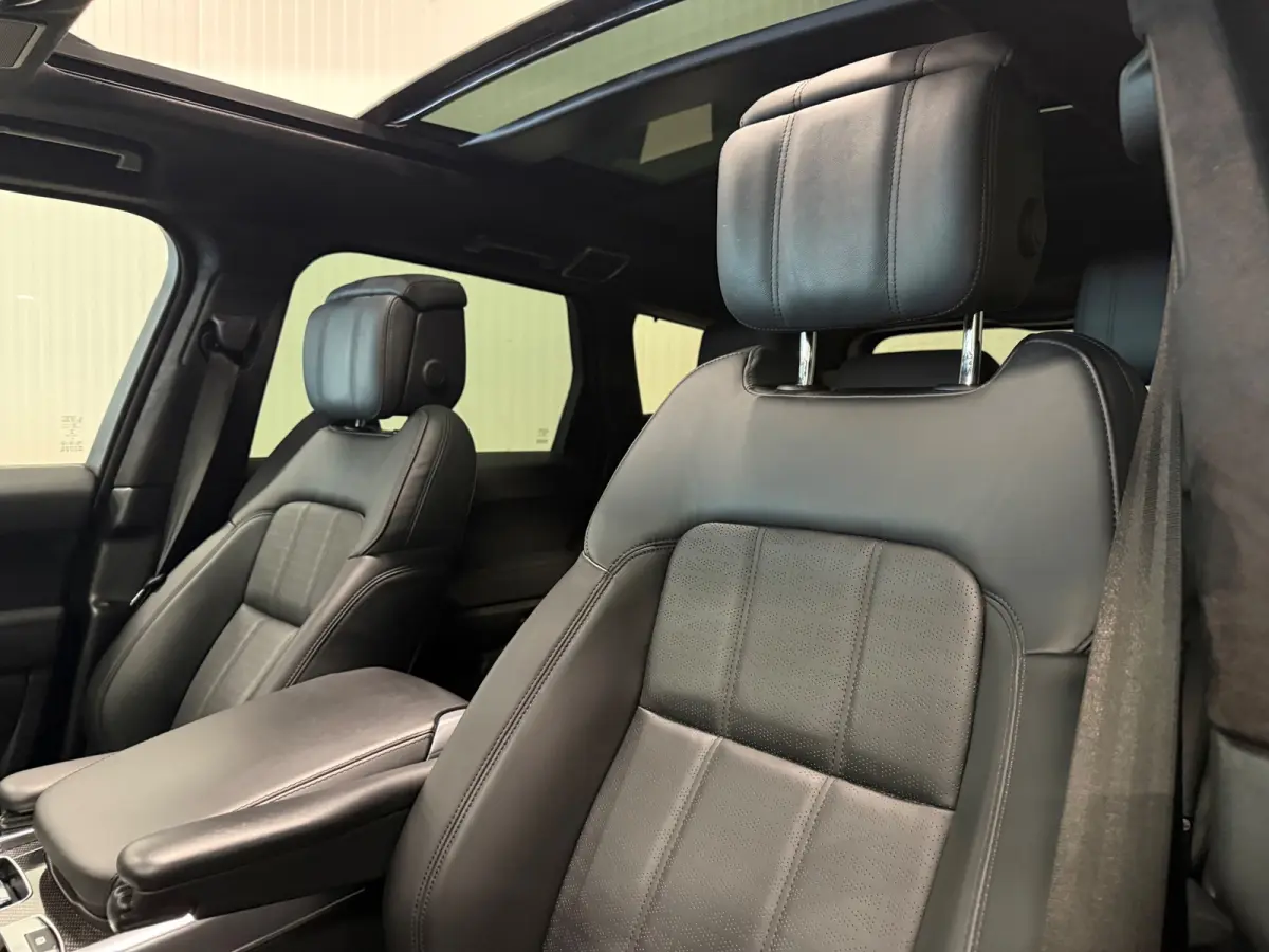 2.0 P400e Autobiography Dynamic | PANO | CARBON | MERIDIAN | ALCANTARA DAK