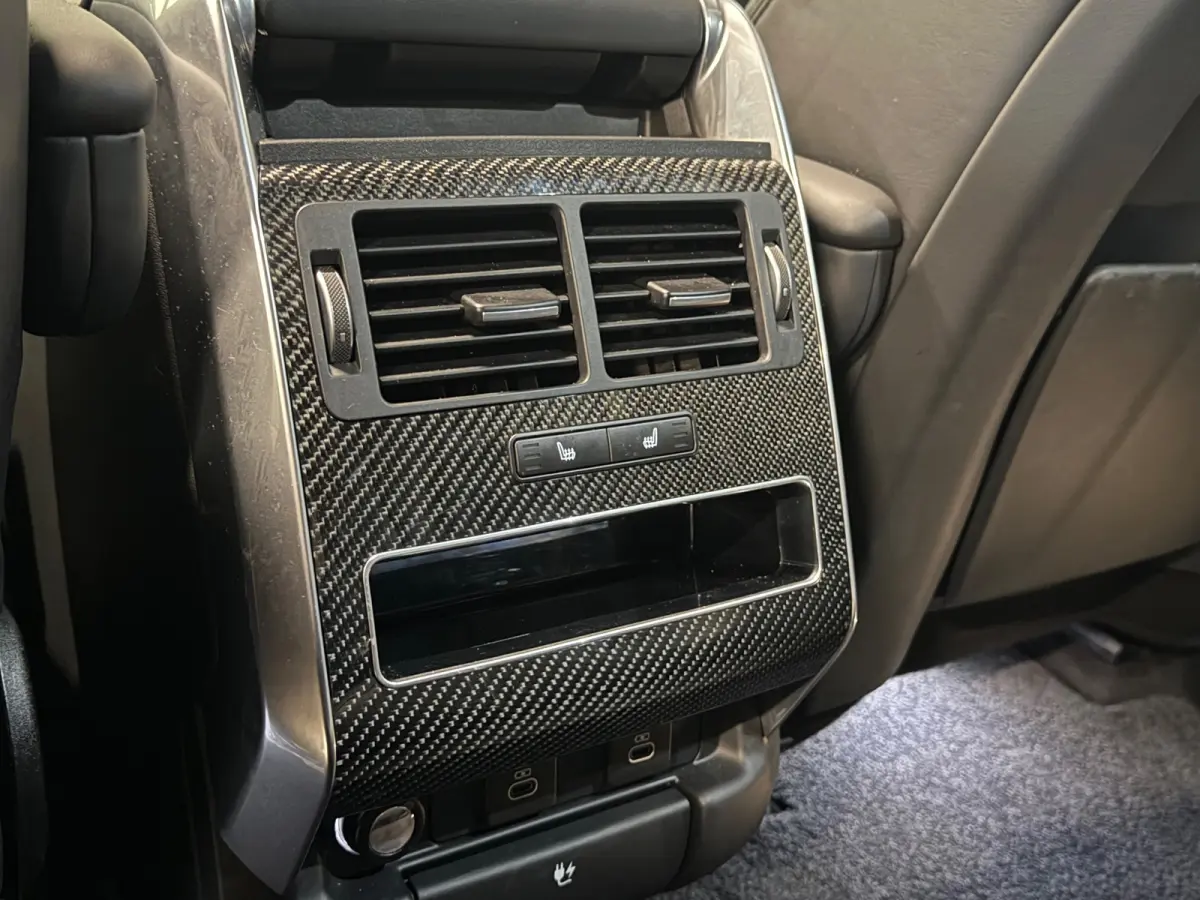 2.0 P400e Autobiography Dynamic | PANO | CARBON | MERIDIAN | ALCANTARA DAK