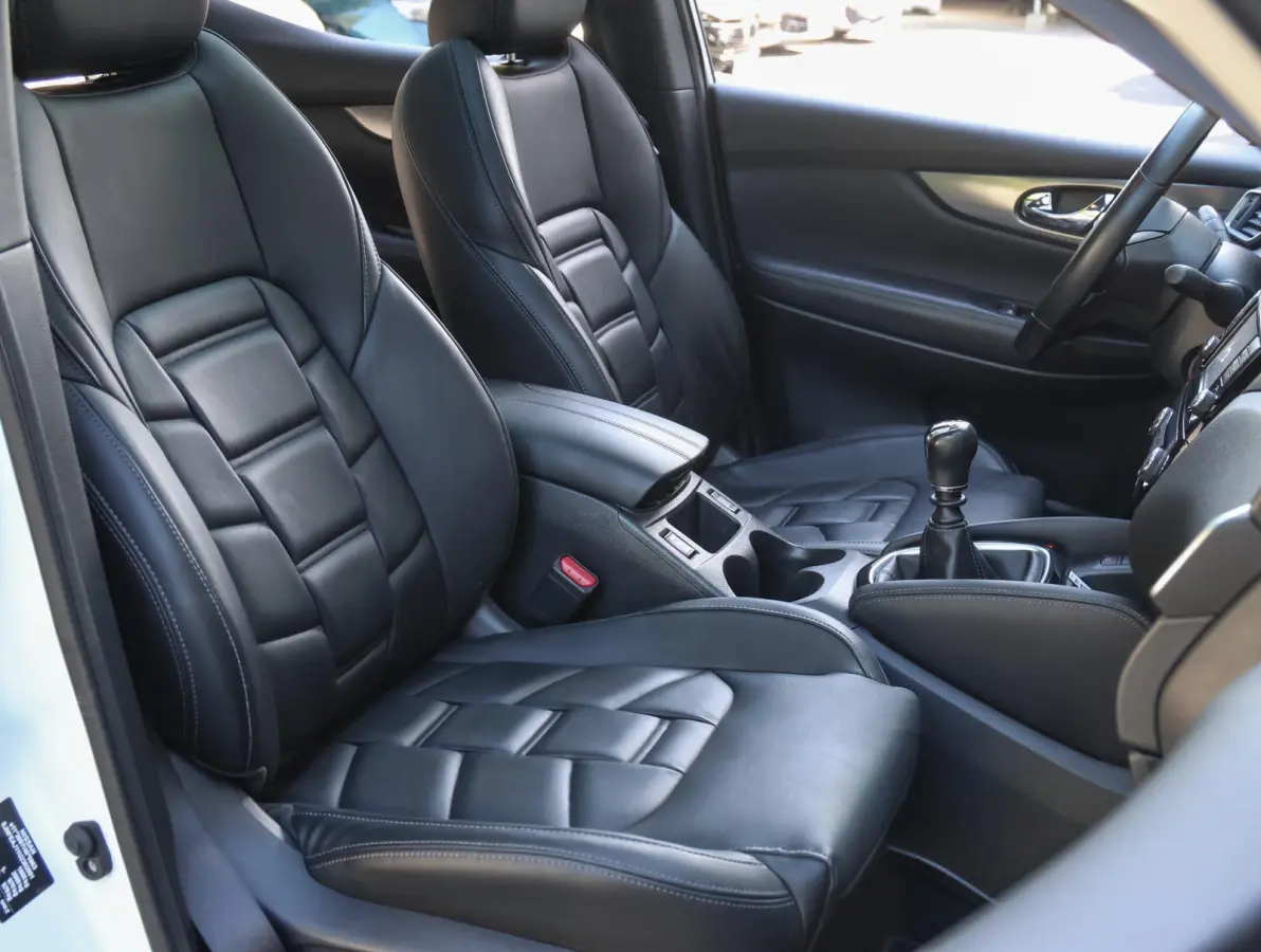1.2 Tekna + | Trekhaak | Panoramadak | Elektrisch verstelbare stoelen met lederen bekleding | Bose hifi | Navigatie
