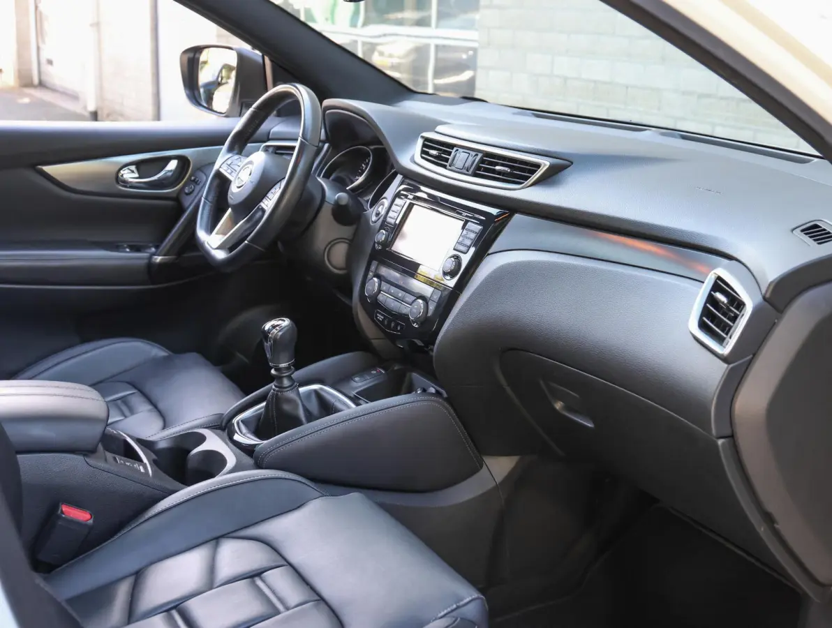 1.2 Tekna + | Trekhaak | Panoramadak | Elektrisch verstelbare stoelen met lederen bekleding | Bose hifi | Navigatie