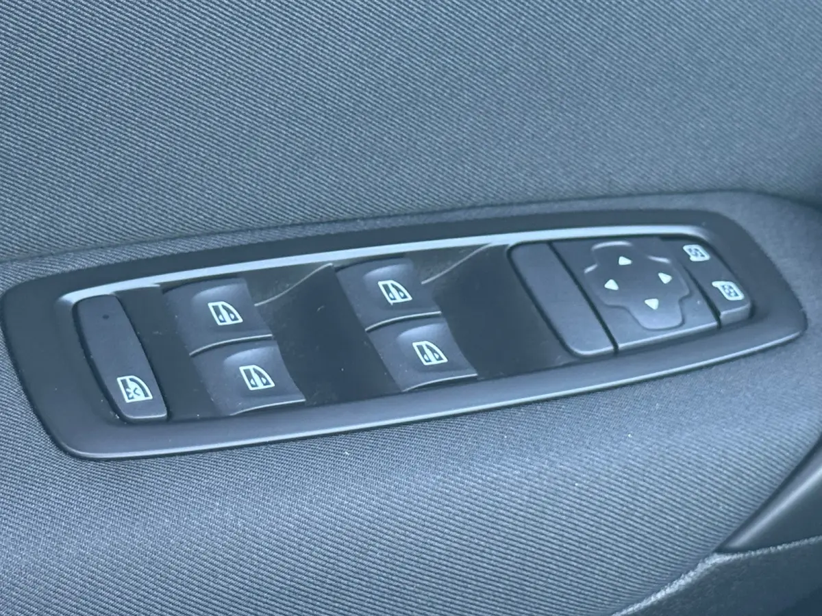 1.2 TCe Zen Navi Airco Cruise Nieuwe Apk