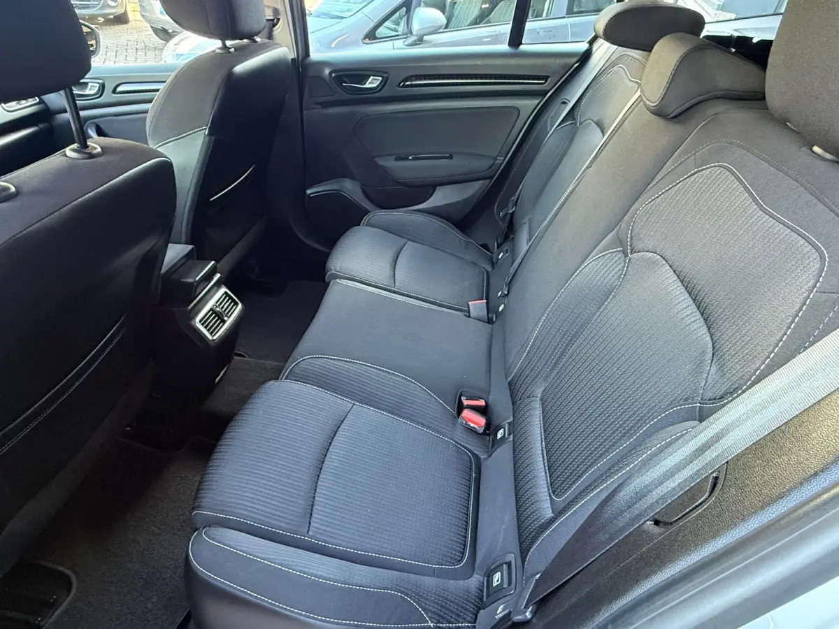 1.2 TCe Zen Navi Airco Cruise Nieuwe Apk