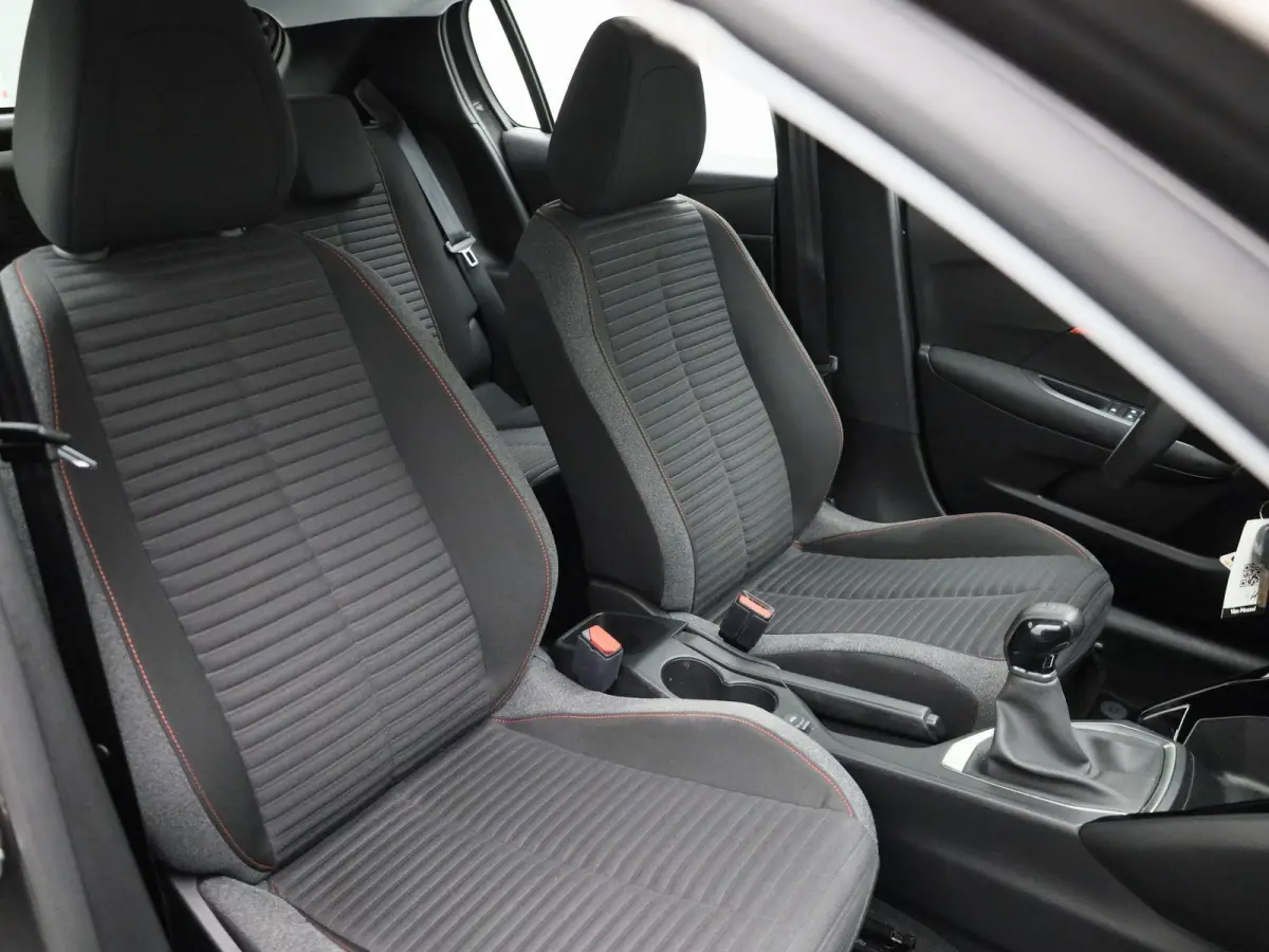1.2 PureTech Active Pack