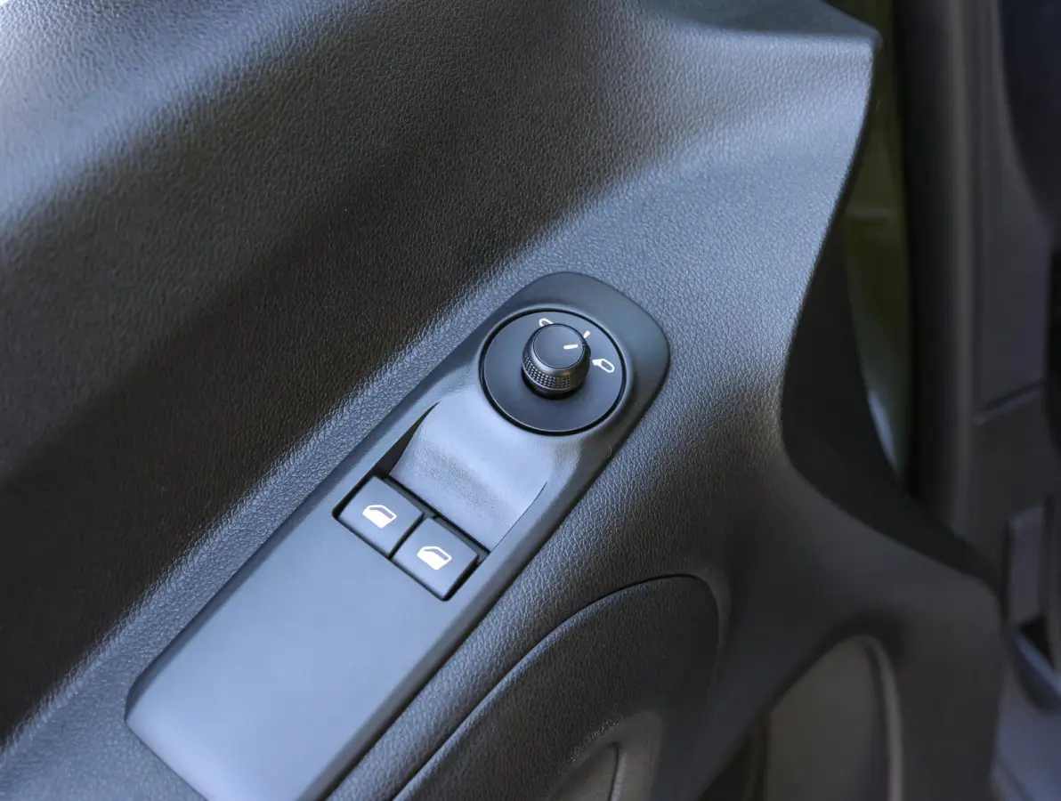 Feel L1 50 kWh 136pk | ACCU 98% | Apple Carplay / Android Auto | Parkeersensoren | Airco | Cruise Control