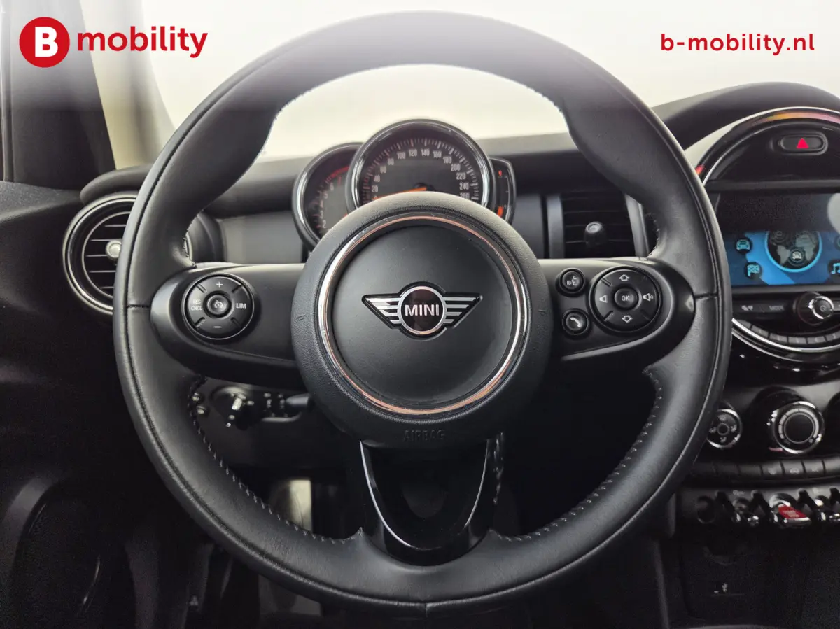 1.5 Salt 5-Drs. Automaat Apple CarPlay NL Auto! | Navigatie | Cruise Control | PDC Achter