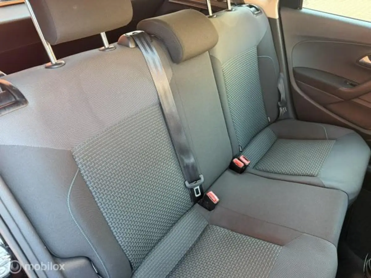 1.0 BlueMotion 5 DRS- KM NAP-AIRCO- APK 2027