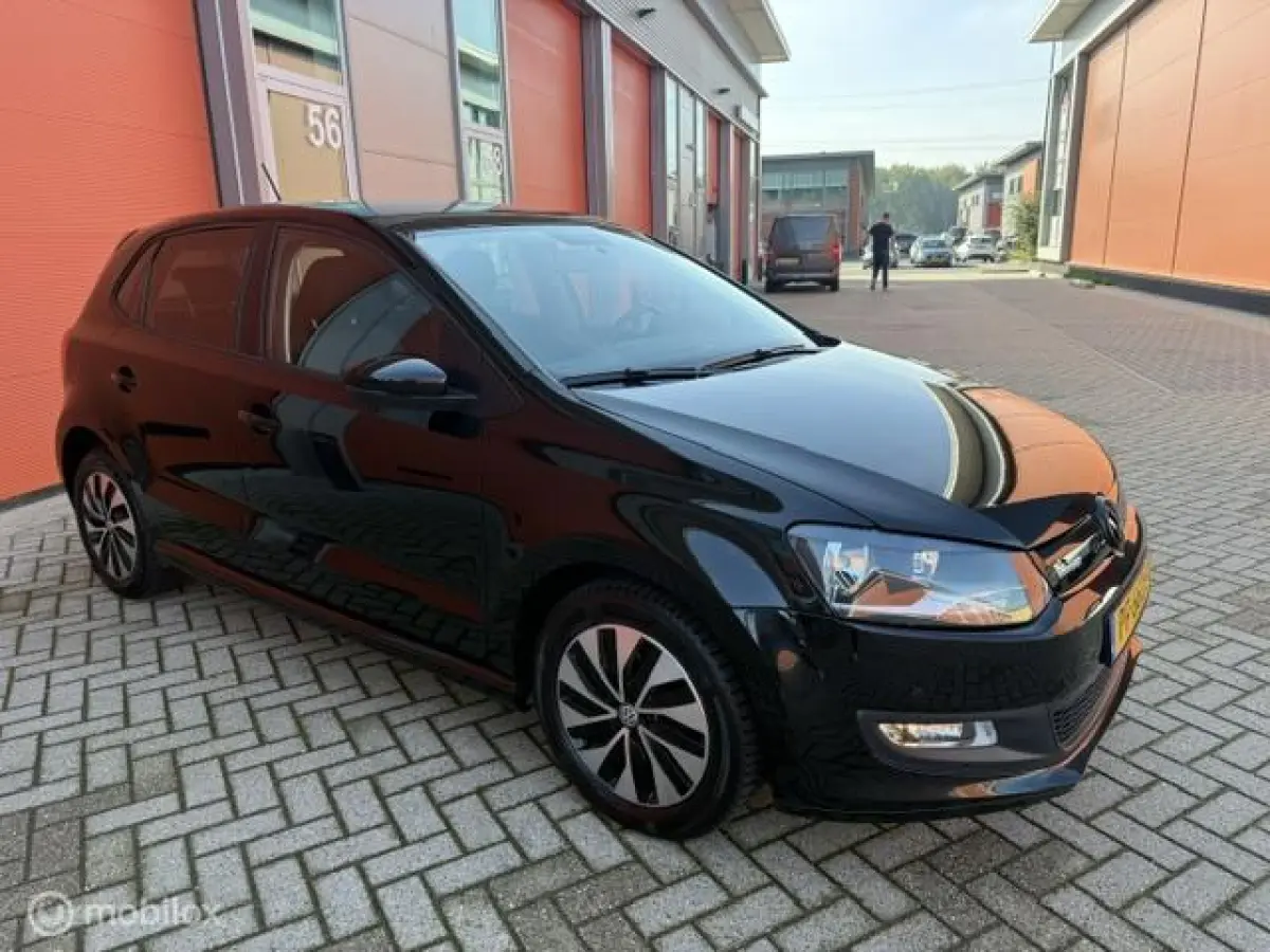 1.0 BlueMotion 5 DRS- KM NAP-AIRCO- APK 2027