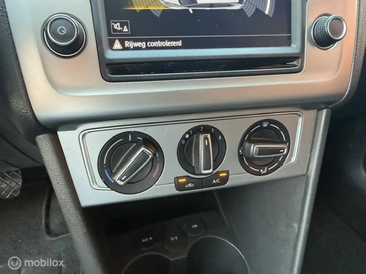 1.0 BlueMotion 5 DRS- KM NAP-AIRCO- APK 2027