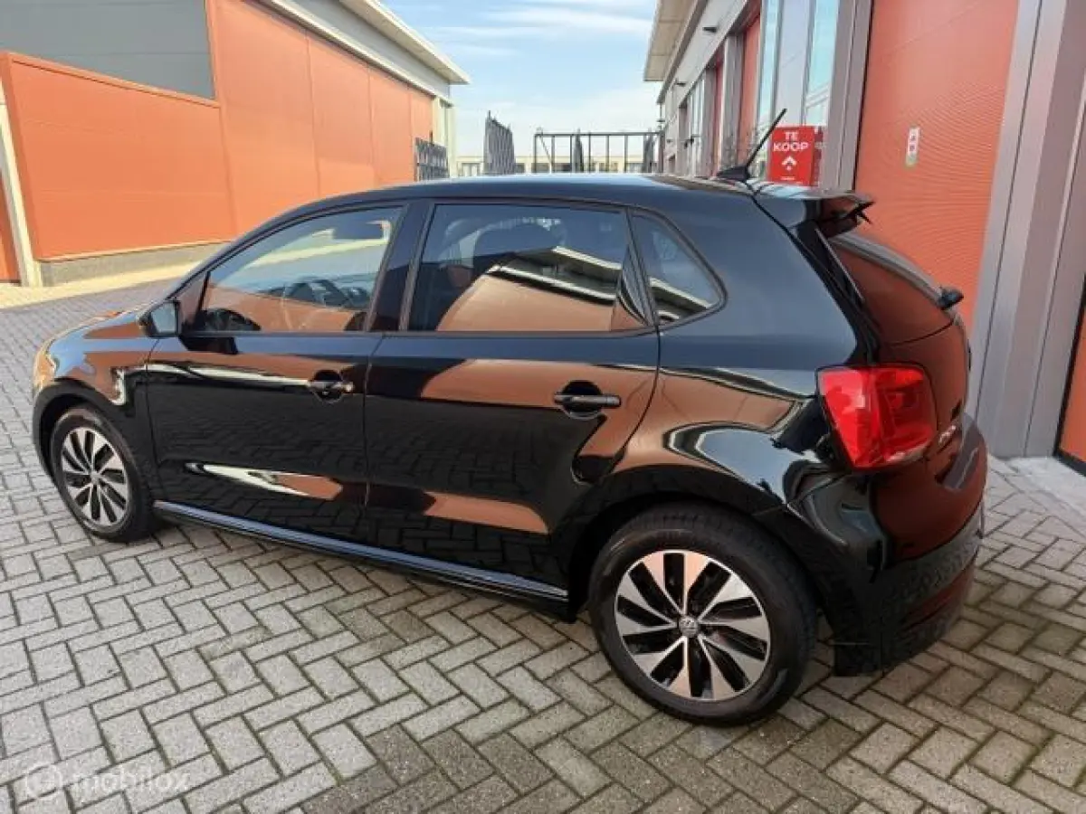 1.0 BlueMotion 5 DRS- KM NAP-AIRCO- APK 2027