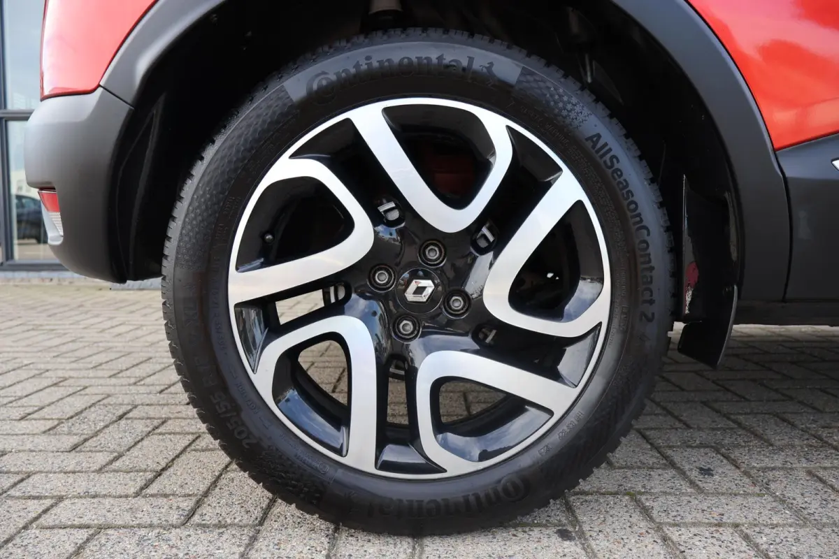 1.2 TCe Xmod 1e Eigenaar | Af Trekhaak | Stoelverwarming | NL-Auto | Camera | Navi | Cruise | Leder | DAB | PDC