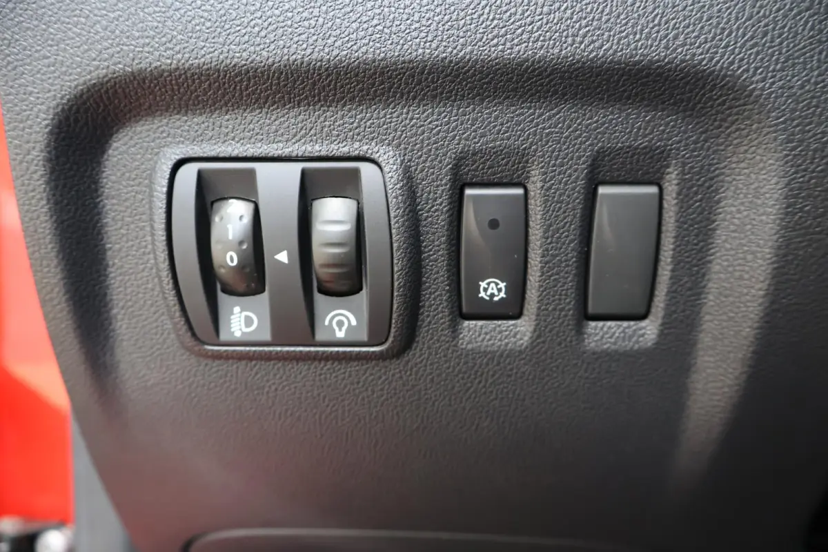 1.2 TCe Xmod 1e Eigenaar | Af Trekhaak | Stoelverwarming | NL-Auto | Camera | Navi | Cruise | Leder | DAB | PDC