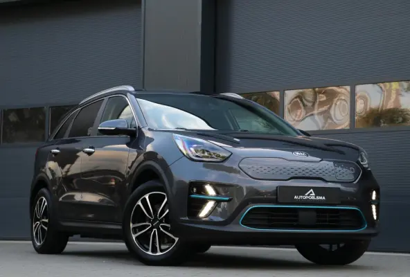 ExecutiveLine 64 kWh Leder Trekhaak Warmtepomp AdaptivCruise JBL Audio Blindspot Camera MemoryZetels Stoel koeling 78000KM BJ2020