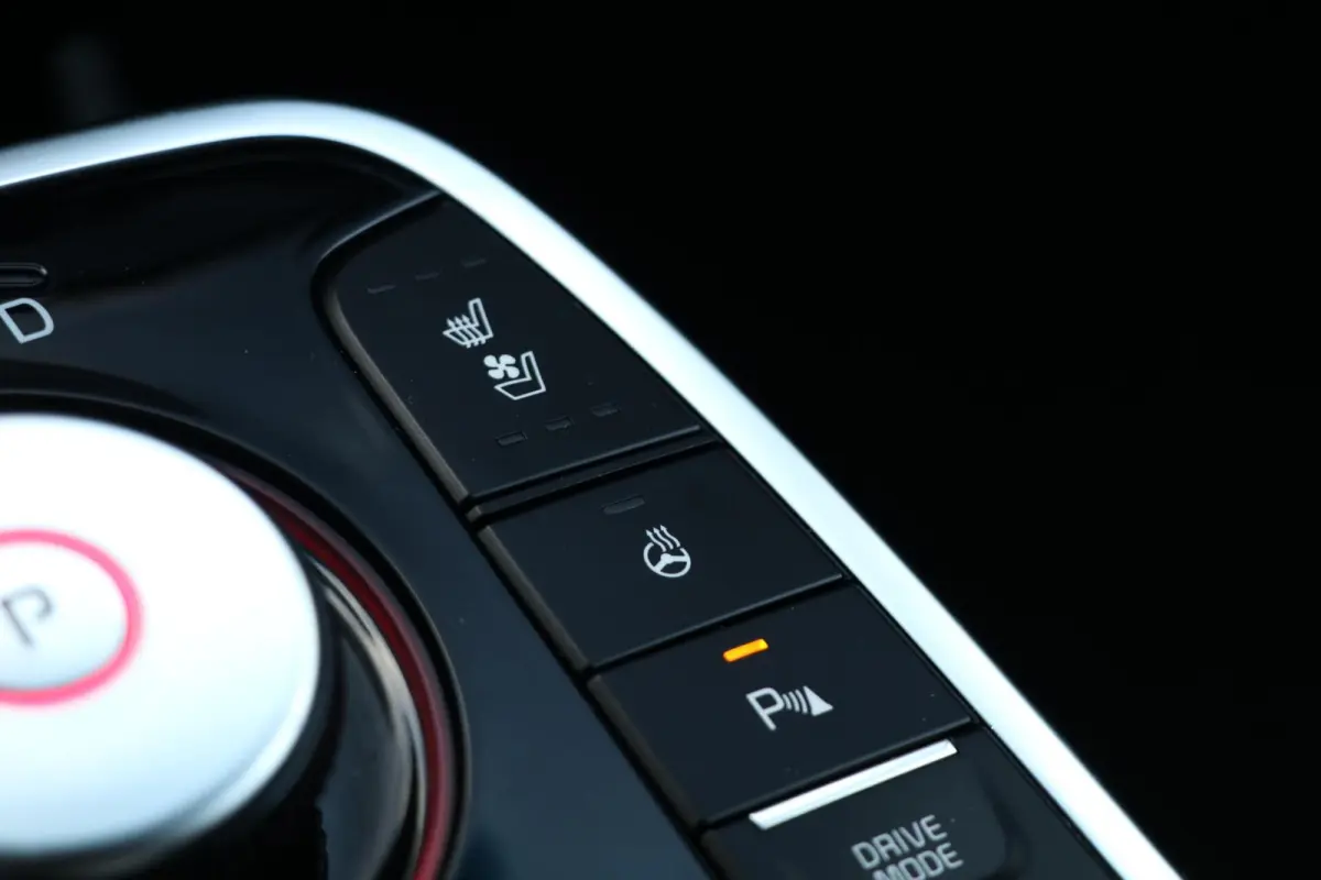 ExecutiveLine 64 kWh Leder Trekhaak Warmtepomp AdaptivCruise JBL Audio Blindspot Camera MemoryZetels Stoel koeling 78000KM BJ2020