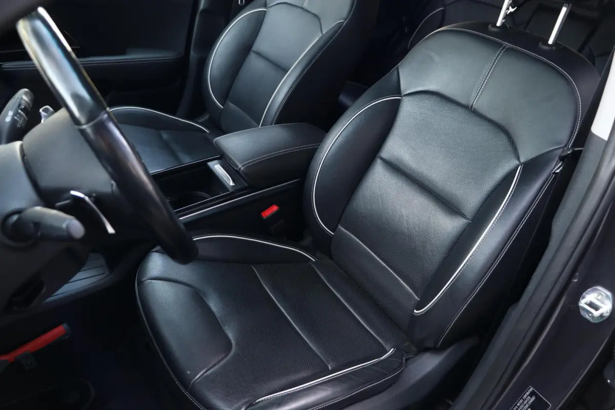 ExecutiveLine 64 kWh Leder Trekhaak Warmtepomp AdaptivCruise JBL Audio Blindspot Camera MemoryZetels Stoel koeling 78000KM BJ2020