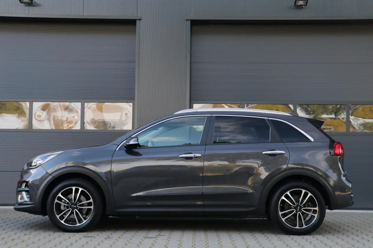 ExecutiveLine 64 kWh Leder Trekhaak Warmtepomp AdaptivCruise JBL Audio Blindspot Camera MemoryZetels Stoel koeling 78000KM BJ2020