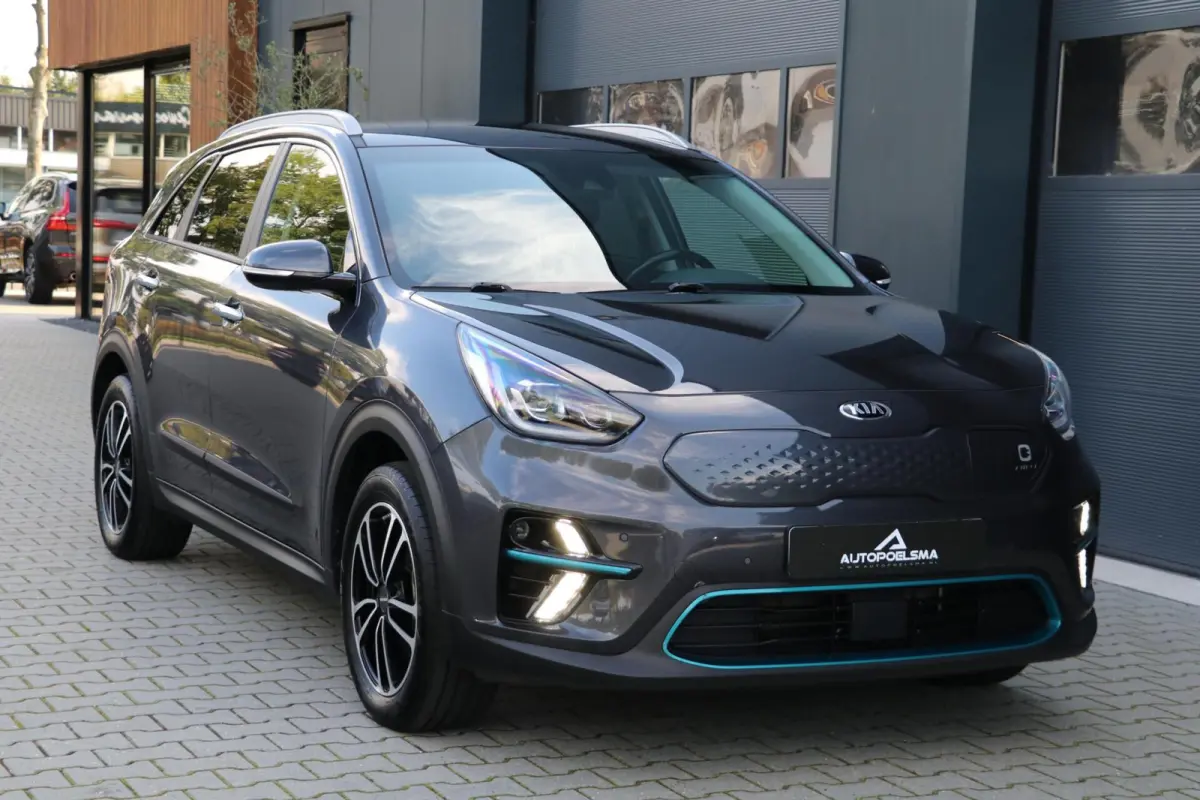 ExecutiveLine 64 kWh Leder Trekhaak Warmtepomp AdaptivCruise JBL Audio Blindspot Camera MemoryZetels Stoel koeling 78000KM BJ2020
