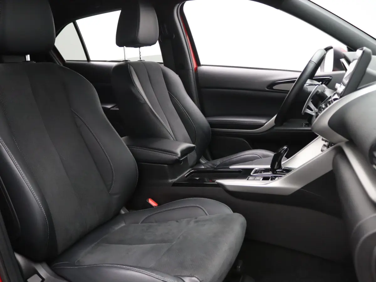 187pk PHEV Intense+ Camera | Cruise | Navi | Parkeersens. v+a | Stoelverw.