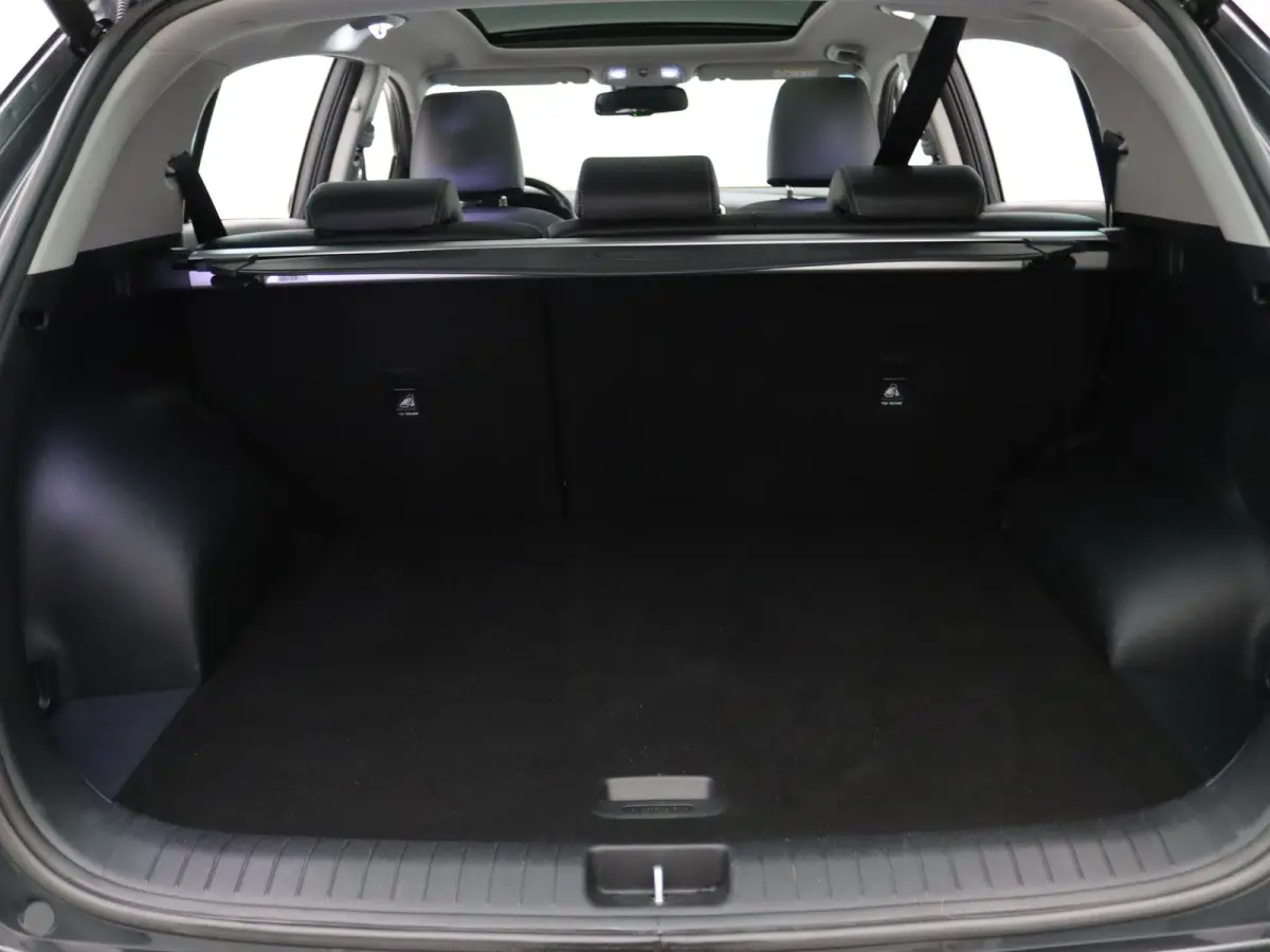 1.6 T-GDI Black Edition 177pk Automaat JBL | Camera | Parkeersens. v+a | Stoelverw. | Panoramadak
