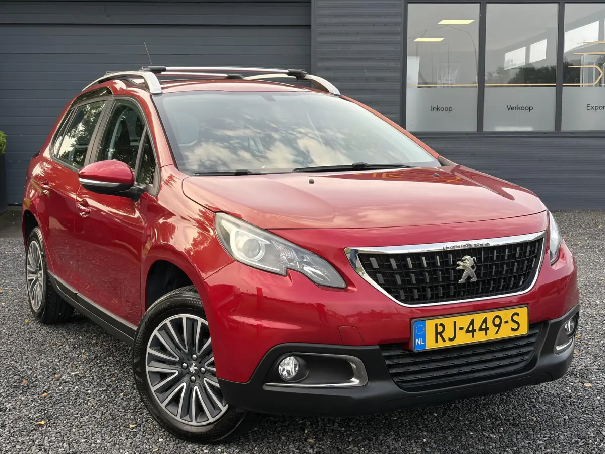 1.2 PureTech Blue Lion ✓D-riem vv in 11-2023✓1e Eigenaar✓Trekhaak✓Navi✓Carplay✓Airco✓Cruise✓Pdc✓Dealer Onderhouden✓110pk✓Weinig Km✓N.A.P✓Bj 12-2017✓Nieuwe Apk bij