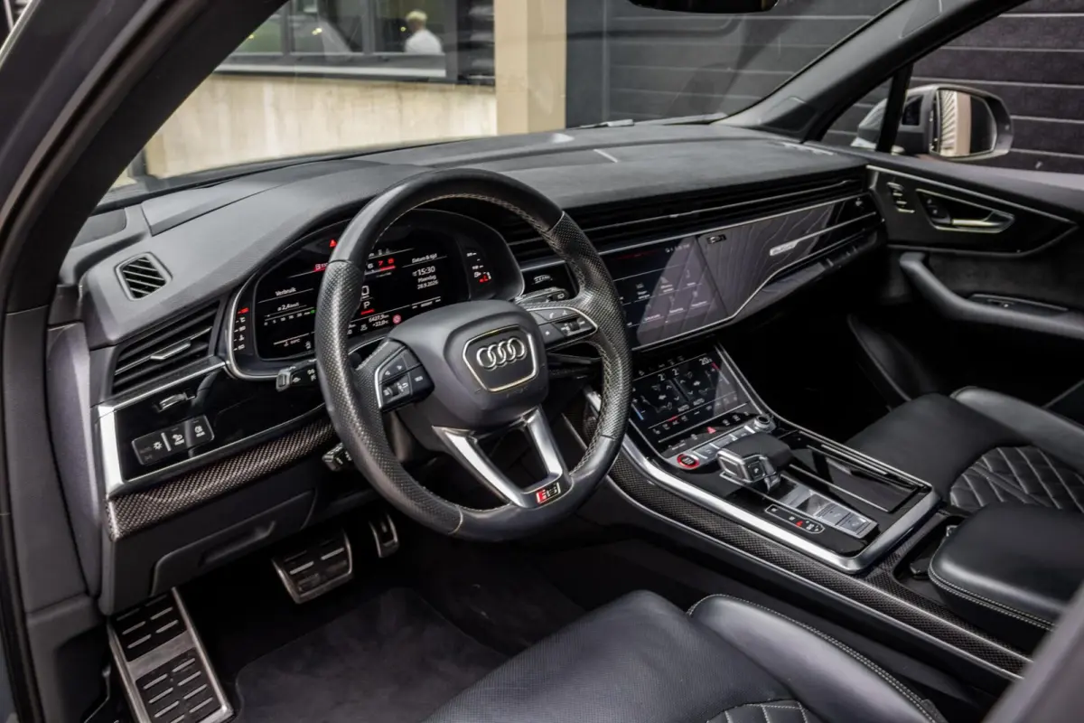 SQ7 4.0 TFSI SQ7 quattro 7p