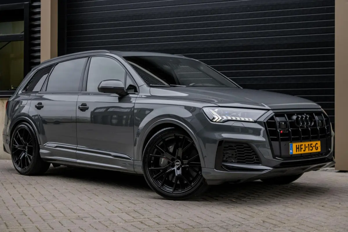 SQ7 4.0 TFSI SQ7 quattro 7p