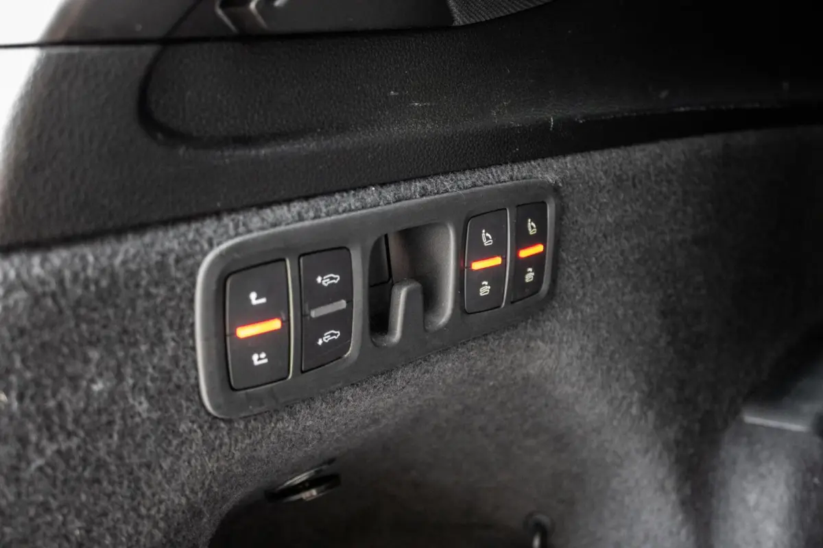 SQ7 4.0 TFSI SQ7 quattro 7p