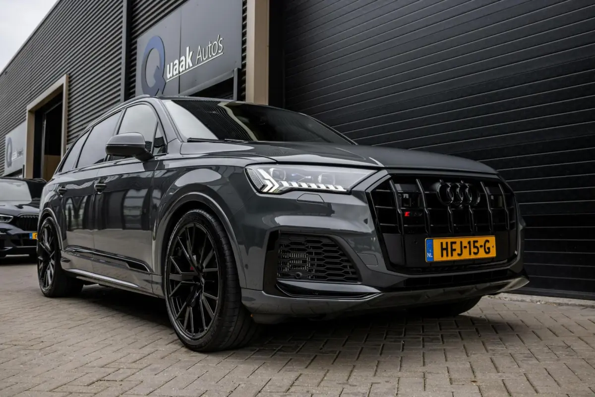 SQ7 4.0 TFSI SQ7 quattro 7p