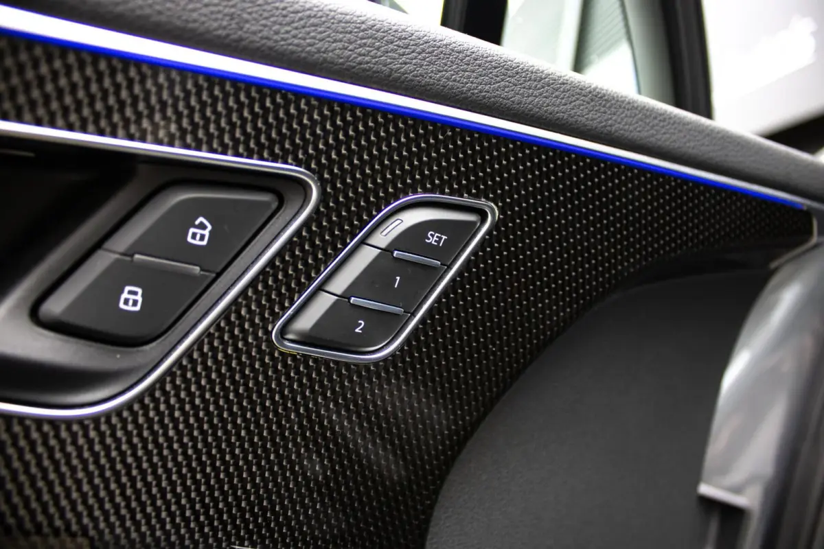 SQ7 4.0 TFSI SQ7 quattro 7p