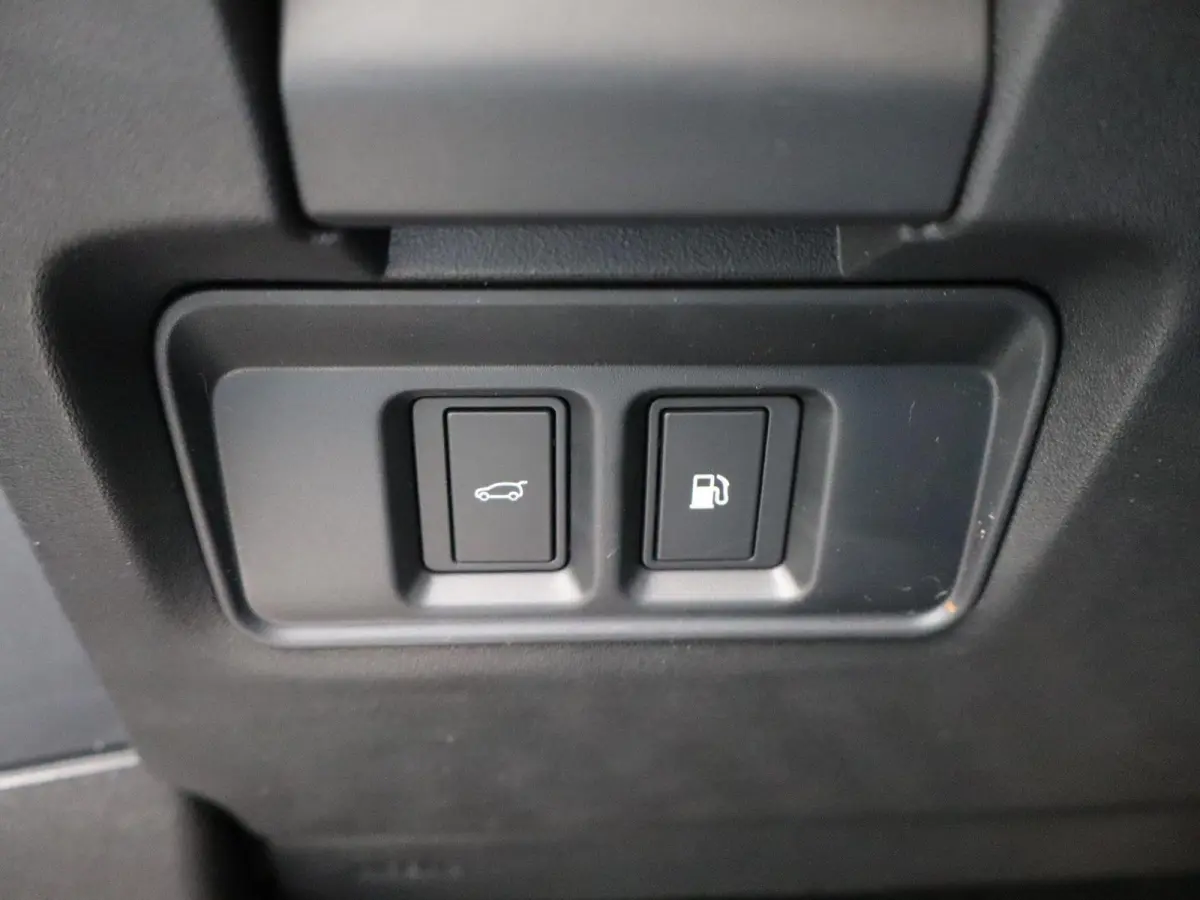 1.5 P270e PHEV AWD Business Dynamic Edition | Comfort Pack | Trekhaak elektrisch uitklapbaar | Black Pack |