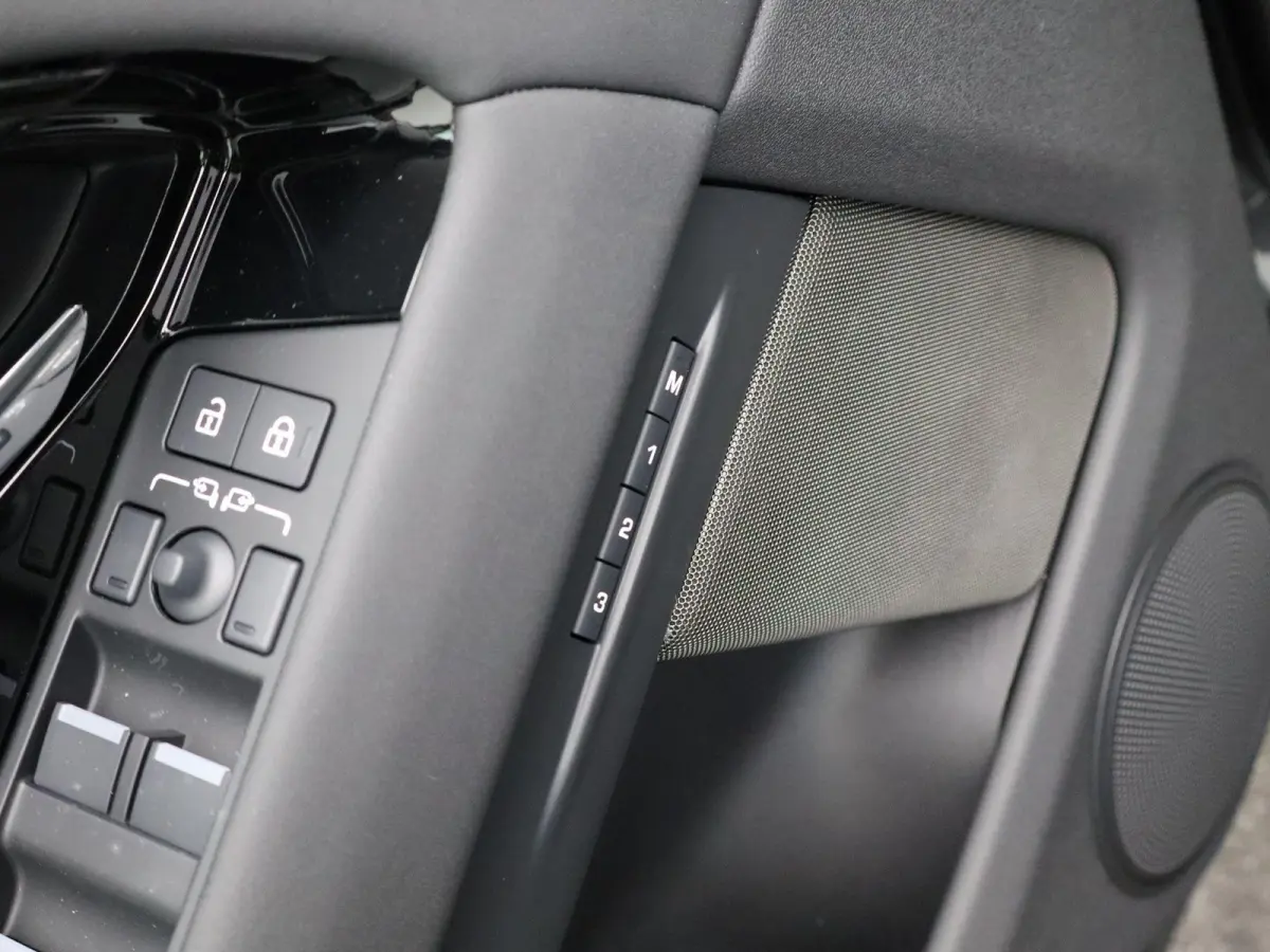1.5 P270e PHEV AWD Business Dynamic Edition | Comfort Pack | Trekhaak elektrisch uitklapbaar | Black Pack |