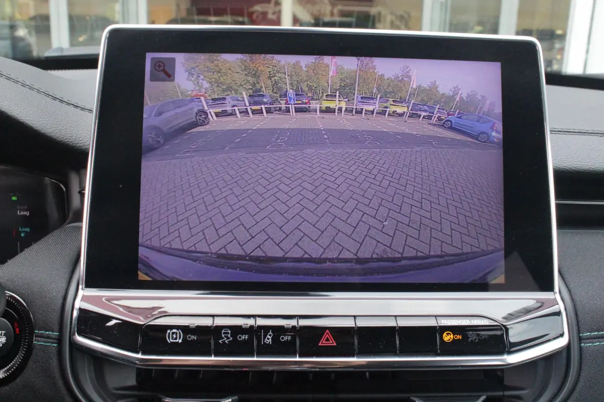 4xe 240PK Plug-in Hybrid UPLAND | LAGE KM STAND! | NAVIGATIE | DRAADLOZE APPLE CARPLAY/ANDROID AUTO | DRAADLOZE TELEFOONLADER | ALL SEASON BANDEN | KEYLESS ENTRY/START | ADAPTIVE CRUISE CONT