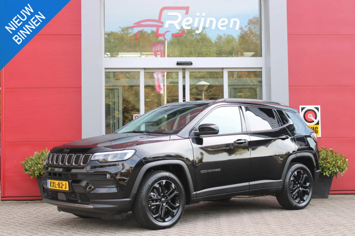 4xe 240PK Plug-in Hybrid UPLAND | LAGE KM STAND! | NAVIGATIE | DRAADLOZE APPLE CARPLAY/ANDROID AUTO | DRAADLOZE TELEFOONLADER | ALL SEASON BANDEN | KEYLESS ENTRY/START | ADAPTIVE CRUISE CONT