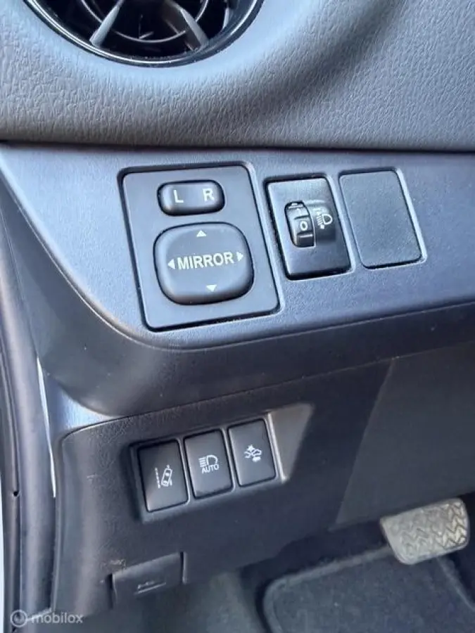 1.5 Hybrid |55.000 KM| Keyless| Navi |Carplay*