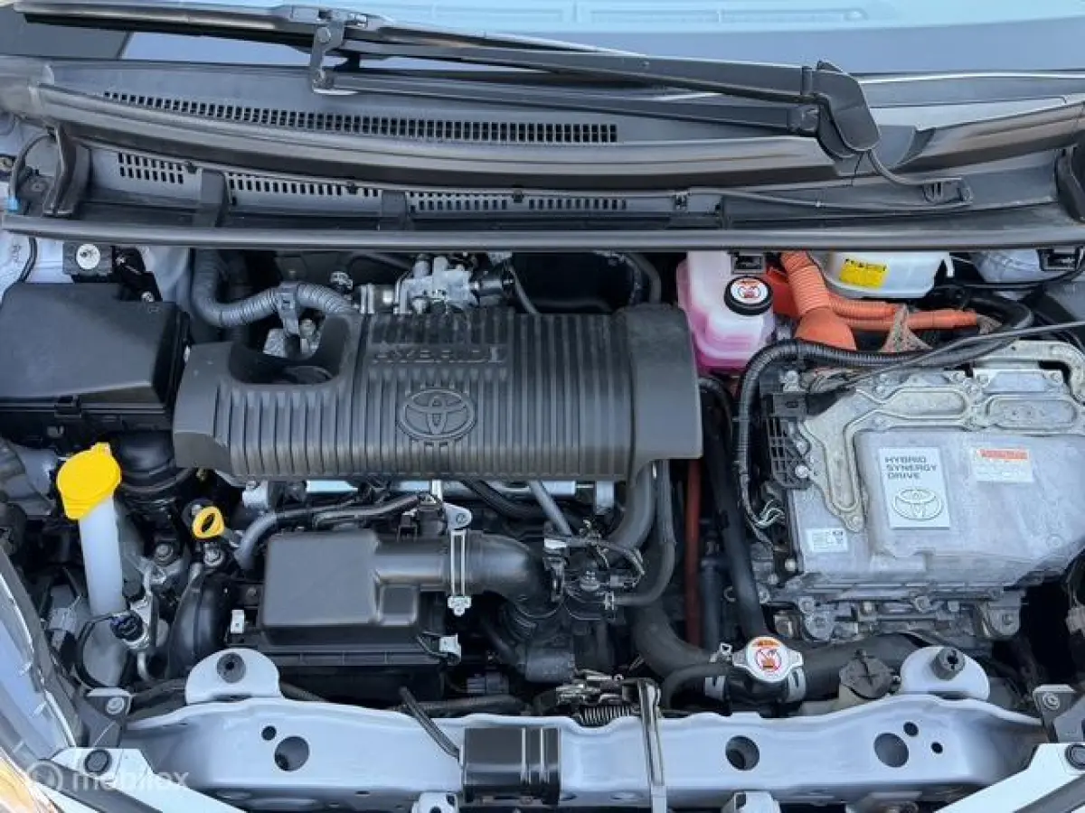 1.5 Hybrid |55.000 KM| Keyless| Navi |Carplay*