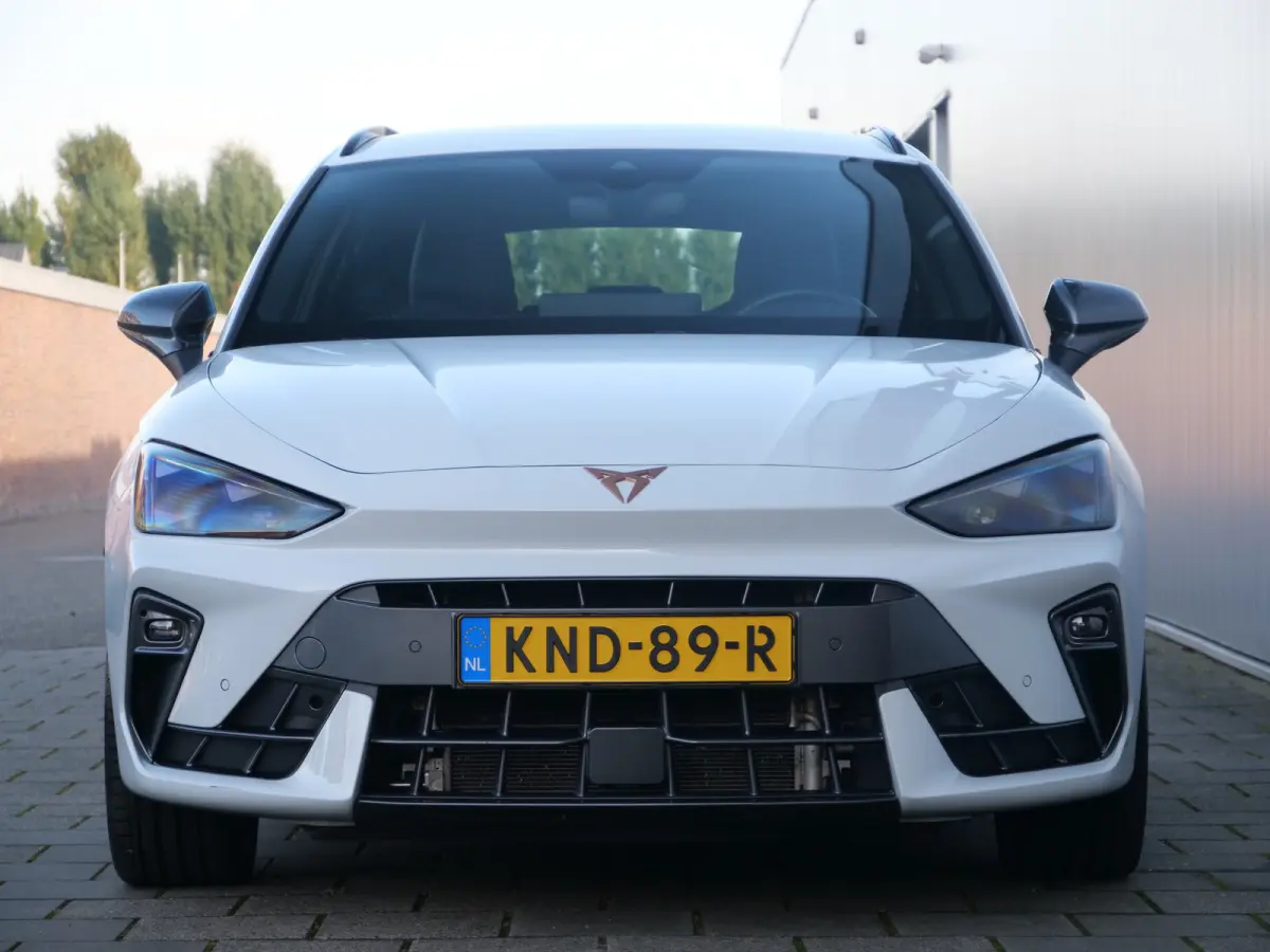 1.5 TSI e-Hybrid Business 204 Pk Automaat Navi / DAB / Apple Carplay / Camera / Stoel- en stuurverwarming