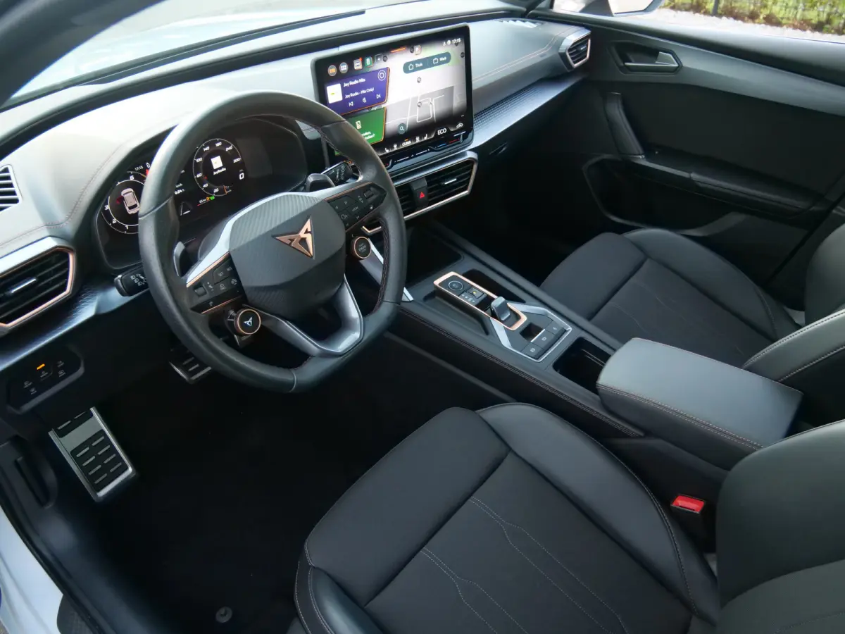 1.5 TSI e-Hybrid Business 204 Pk Automaat Navi / DAB / Apple Carplay / Camera / Stoel- en stuurverwarming