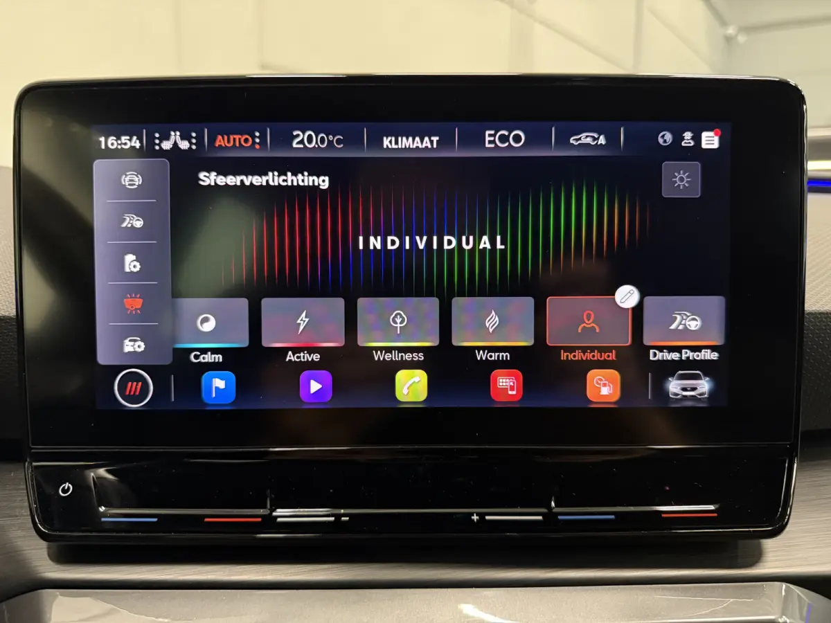 1.4 e-Hybrid VZ 245PK BLACK LED/19"BLACK/ACC/CARPLAY/DRIVE ADAPTIVE-ONDERSTEL/SOH 89%/KEYLESS/SFEER/CAMERA/LEER-STOF SP.STOEL/STOEL+STUURVERW/PRIVACY/ELECTR.A.KLEP/DONKERE-HEMEL/VOLLEDIG CUP