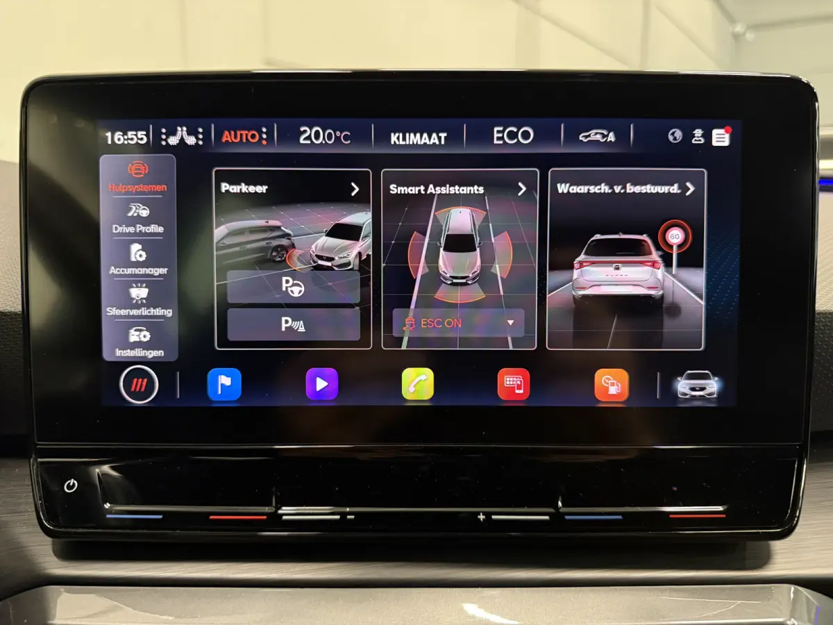 1.4 e-Hybrid VZ 245PK BLACK LED/19"BLACK/ACC/CARPLAY/DRIVE ADAPTIVE-ONDERSTEL/SOH 89%/KEYLESS/SFEER/CAMERA/LEER-STOF SP.STOEL/STOEL+STUURVERW/PRIVACY/ELECTR.A.KLEP/DONKERE-HEMEL/VOLLEDIG CUP