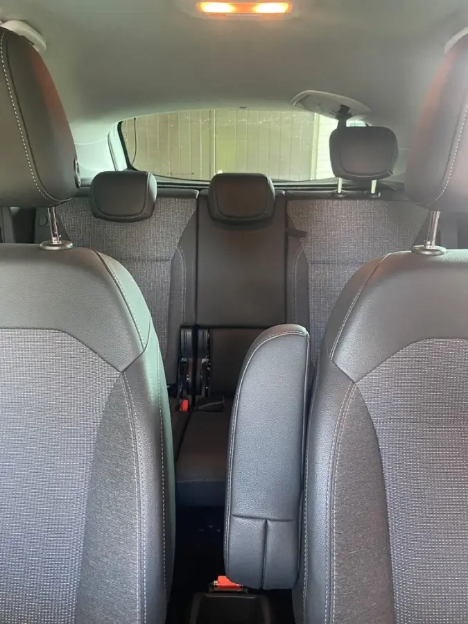1.2 Turbo Elegance Stoel & Stuurverwarming | Camera | Trekhaak | Leder/Stof | ALL-Season | Cruise | Climate | LED  | Achteruitrij Camera | Afwijkende dakkleur | Apple Carplay/Android Auto|te