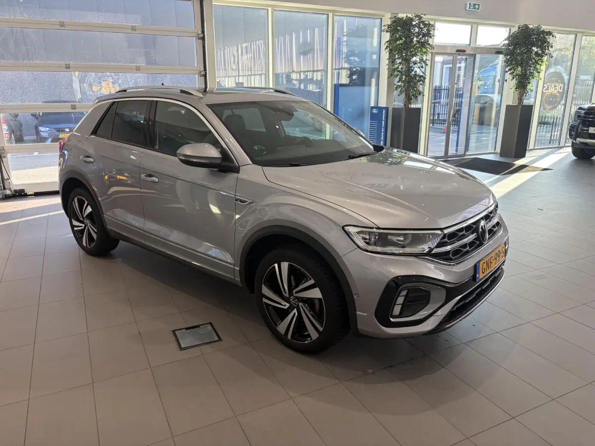 1.5 TSI R-Line Business+ | ADAPTIVE CRUISE CONTROL | ACHTERUITRIJCAMERA | TREKHAAK | ELEKTRISCH BEDIENBARE ACHTERKLEP | PANORAMADAK |
