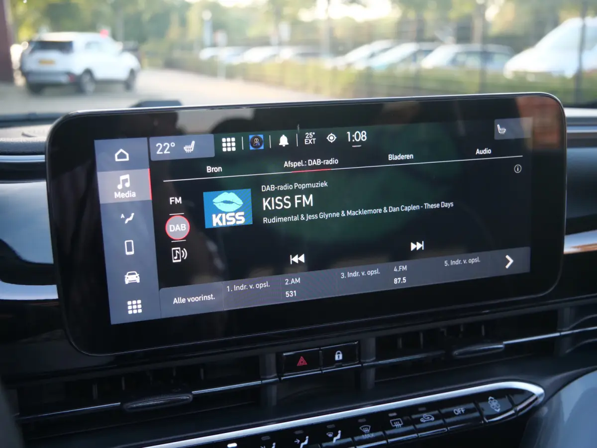 Urban 42 kWh 119 Pk Automaat DAB / Apple Carplay / Camera / Stoelverwarming / SOH 95,7 %
