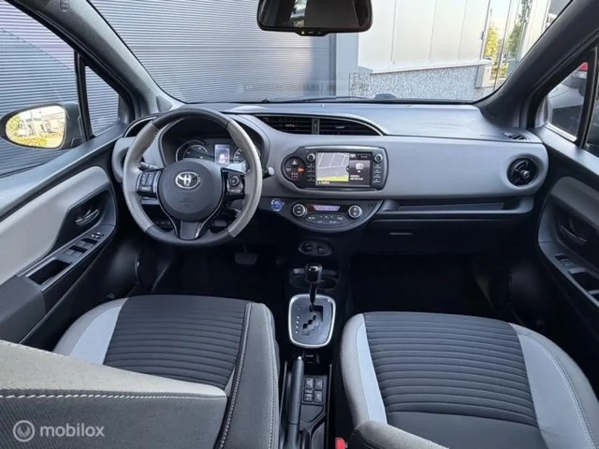 1.5 Hybrid Bi-Tone Keyless, Stoelverw, Dealeroh