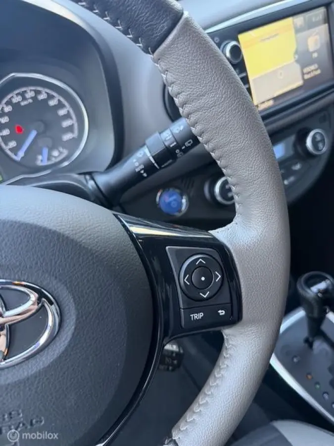 1.5 Hybrid Bi-Tone Keyless, Stoelverw, Dealeroh