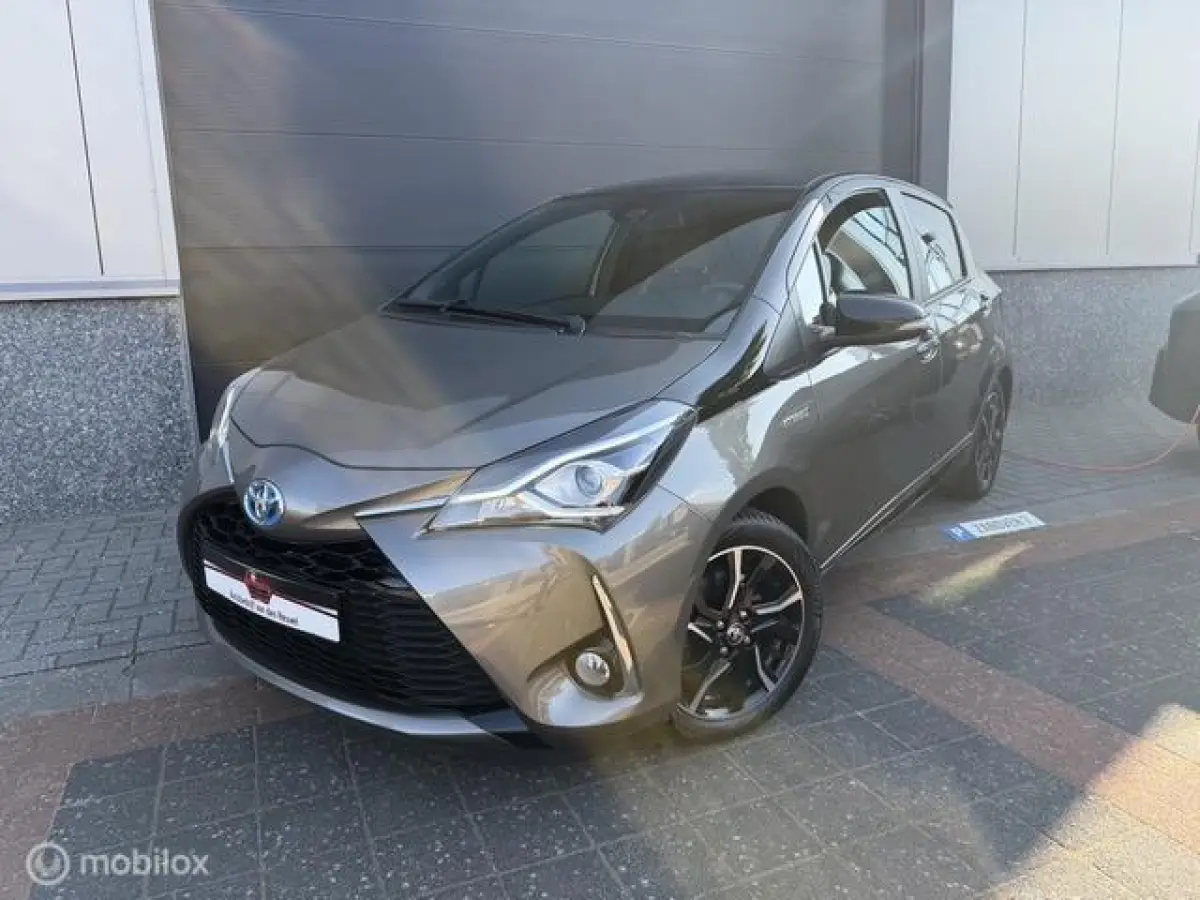 1.5 Hybrid Bi-Tone Keyless, Stoelverw, Dealeroh