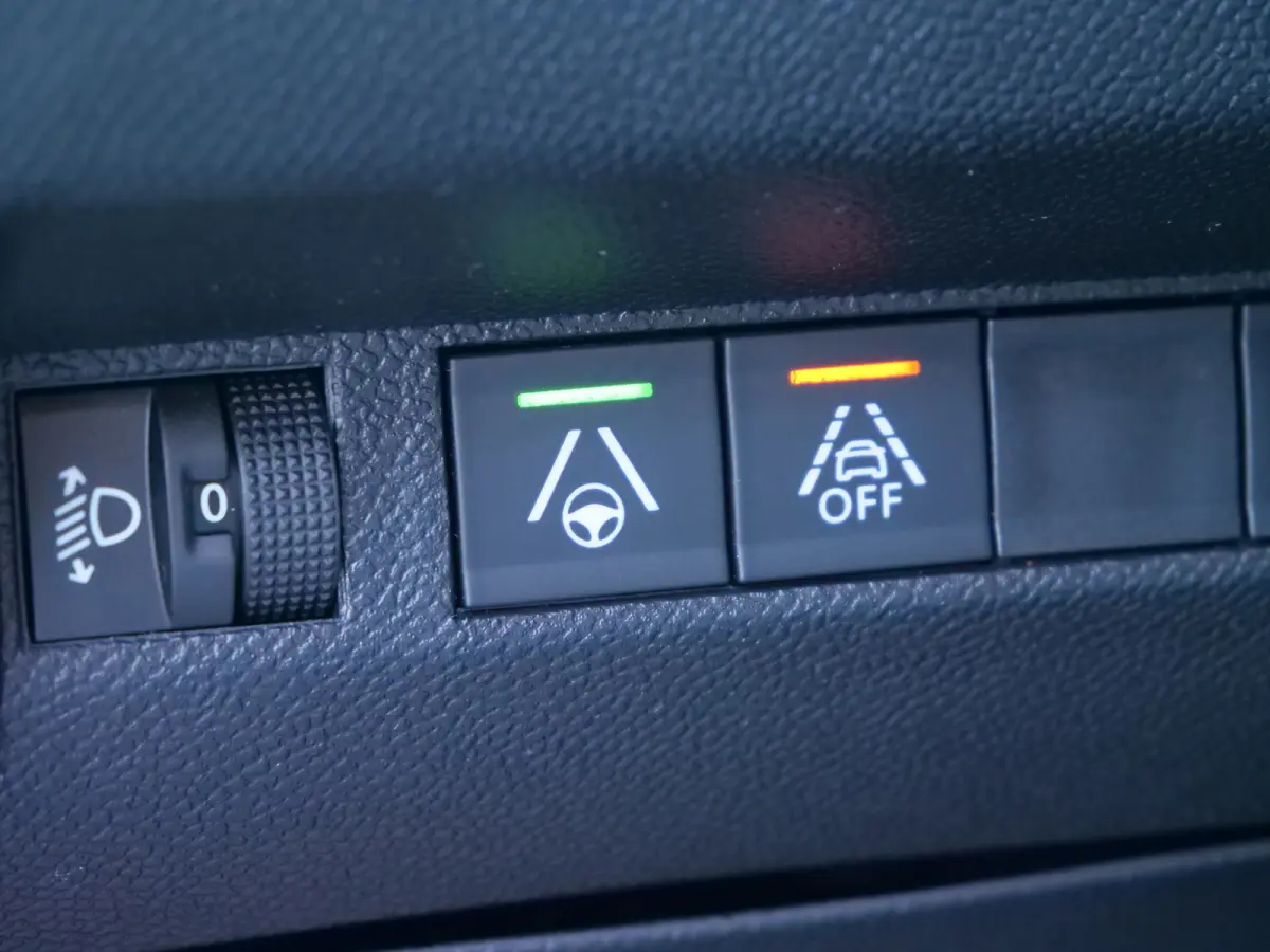 EV Allure 50 kWh 136 Pk Automaat Navi / DAB / Apple Carplay / Camera / SOH 90,5 %