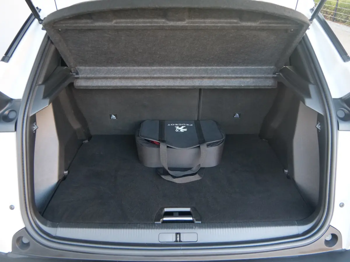 EV Allure 50 kWh 136 Pk Automaat Navi / DAB / Apple Carplay / Camera / SOH 90,5 %
