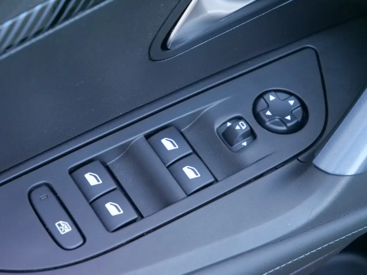 EV Allure 50 kWh 136 Pk Automaat Navi / DAB / Apple Carplay / Camera / SOH 90,5 %