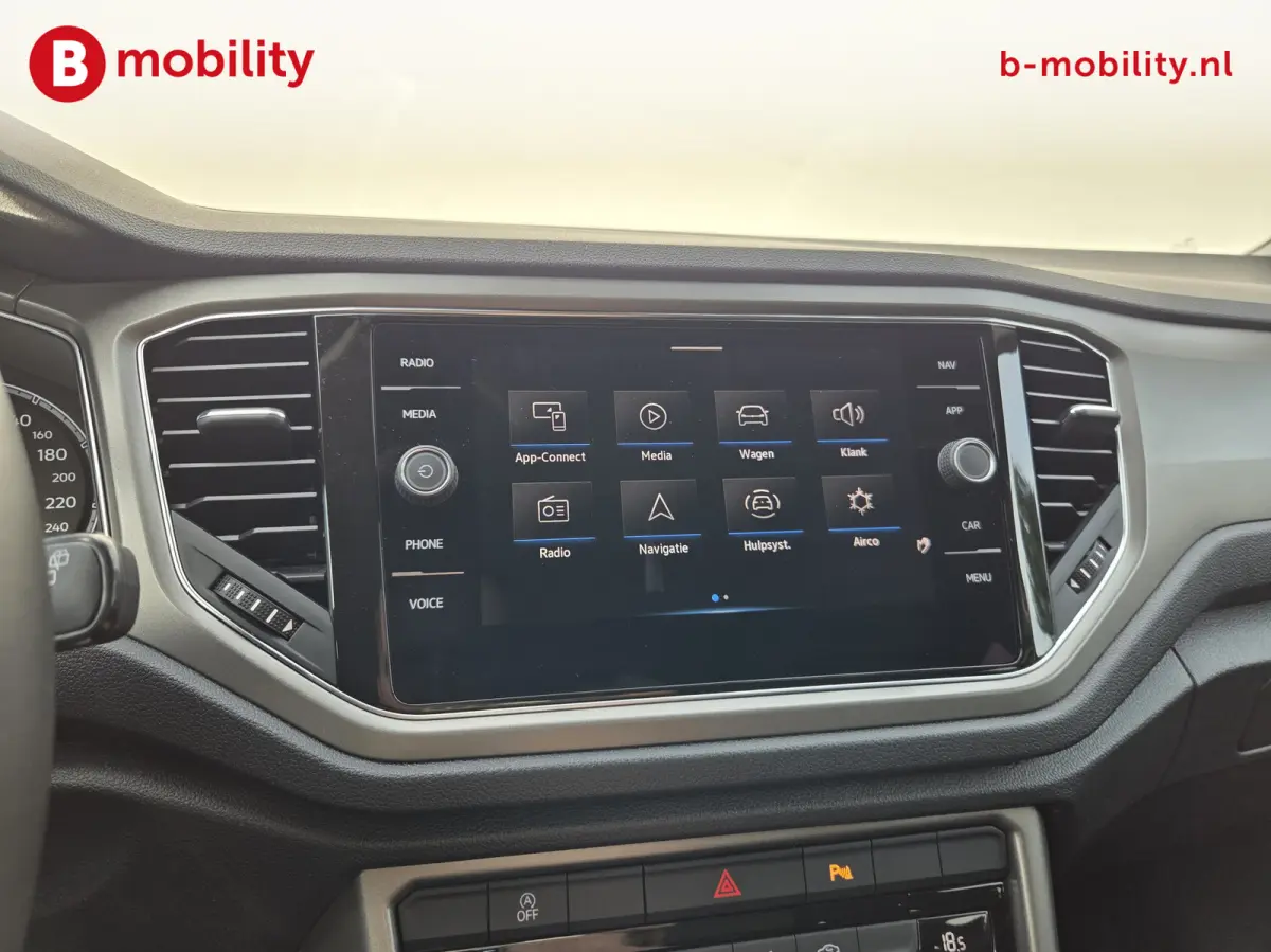 1.0 TSI Style Business Apple CarPlay NL Auto! | Adaptive Cruise Control | PDC V+A | DAB Audio