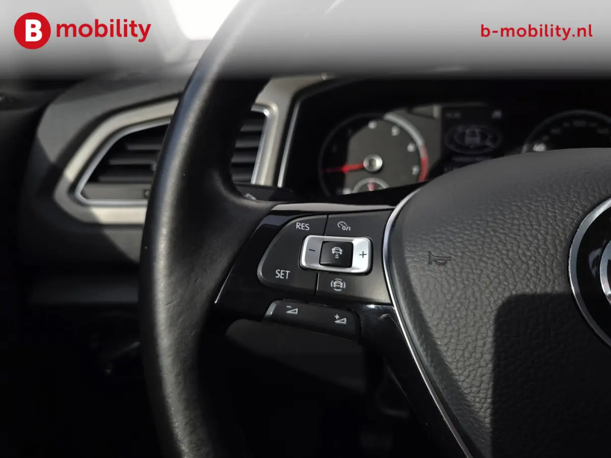 1.0 TSI Style Business Apple CarPlay NL Auto! | Adaptive Cruise Control | PDC V+A | DAB Audio
