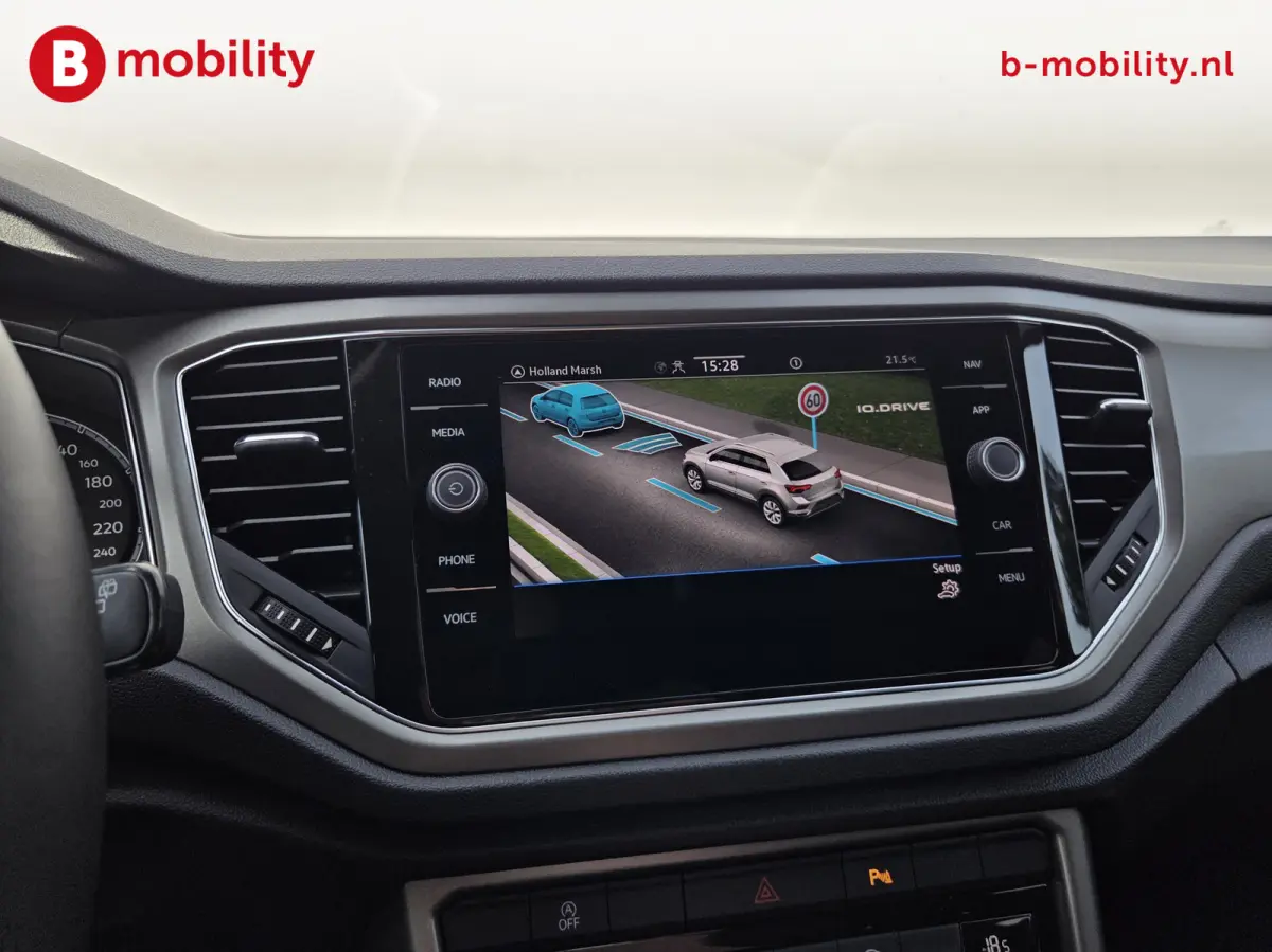 1.0 TSI Style Business Apple CarPlay NL Auto! | Adaptive Cruise Control | PDC V+A | DAB Audio
